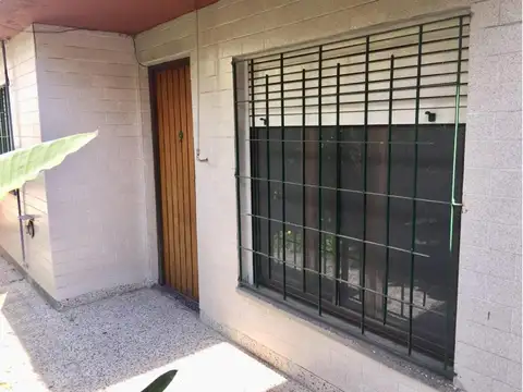 Depto Tipo Casa en Venta en Wilde, USD 65.000