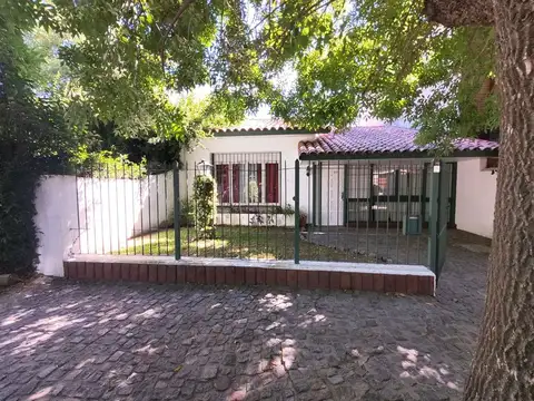 Casa en Venta en Quilmes, USD 185.000