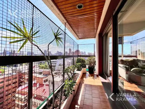 Departamento en Venta con 2 cocheras