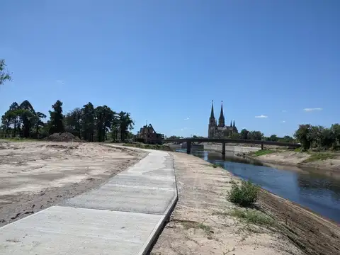 10 Hectáreas  junto a la costanera del  Rio! Lujan