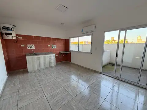 Depto Tipo Casa en Venta de 2 ambientes