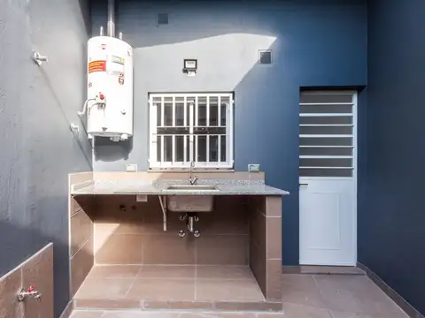 Departamento en Venta en Valentin Alsina, USD 87.000