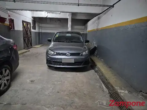 Venta cochera en cachimayo y av. rivadavia - caballito