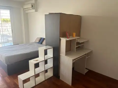 Espinosa 1100, Piso 2