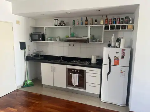 Espinosa 1100, Piso 2