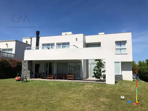 Casa en alquiler en Arenas del Sur