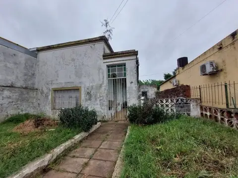 Casa en VENTA A RECICLAR OPORTUNIDAD - En Libertad, Merlo, G.b.a. Zona Oeste