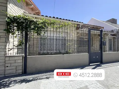Casa 2 dormitorios Venta - Martinez - Santa Fe/Fleming