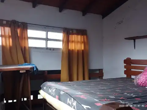 Casa 2 ambientes con 1 baño