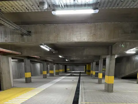 Cochera en República de la Sexta