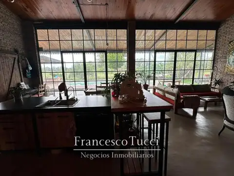 Casa en Venta al Oeste