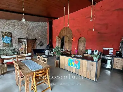 Casa en Venta de 5 dormitorios