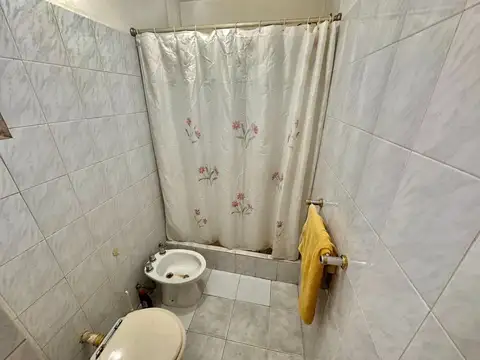 Venta departamento 2 ambientes PB con patio!