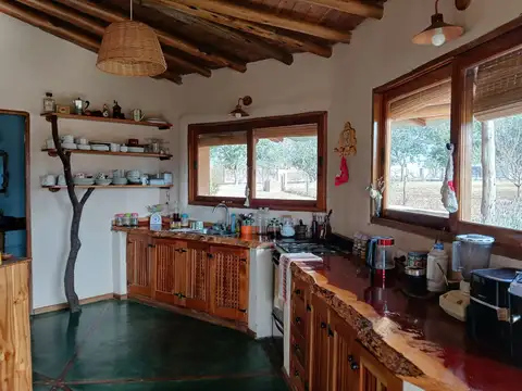 Casa 4 ambientes con 1 baño