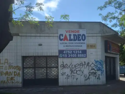  LOCAL COMERCIAL CON VIVIENDA 