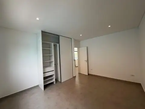 Excelente Oportunidad  Casa a estrenar en Santa Lucìa, Pilar del Este.