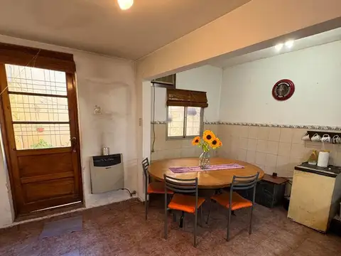 Depto Tipo Casa en Venta 70 años