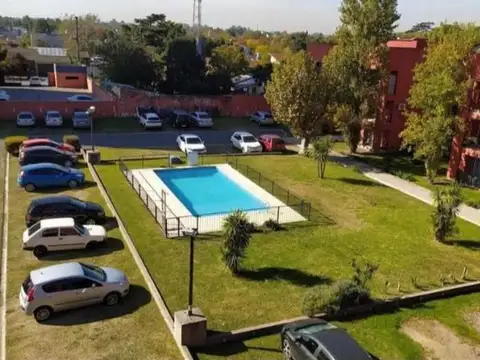 Pringles 800, Piso 2