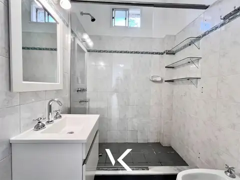 Departamento en Venta en Olivos Vias/Rio, USD 185.000