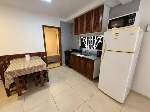 Depto Tipo Casa en Alquiler Temporal con 1 cocheras
