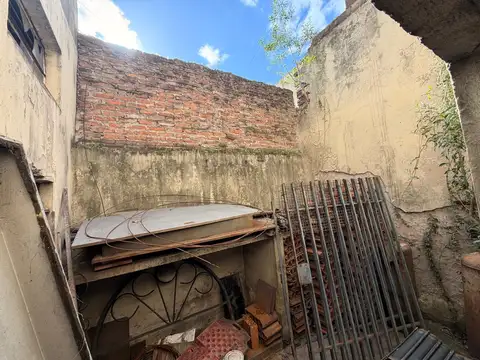 Terreno en Venta 9  mts Fondo