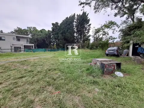 Lote de 639 m2. EXCELENTE UBICACION. Club Privado Loma Verde