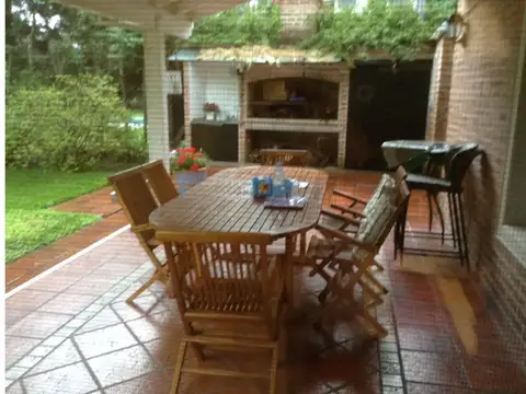 Casa en Country Septiembre 4 ambientes con Dependencia