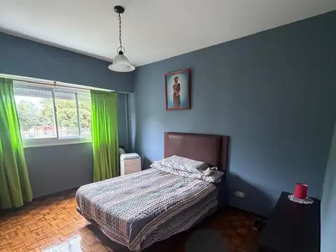 Venta de PH de 3 ambientes contrafrente en Agronomia