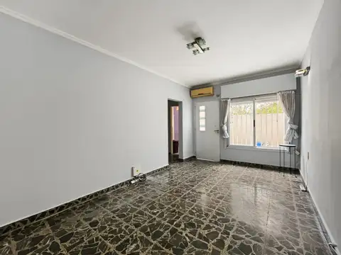 Depto Tipo Casa en Venta de 4 dormitorios