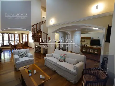 Casa en Venta en Haedo, USD 350.000