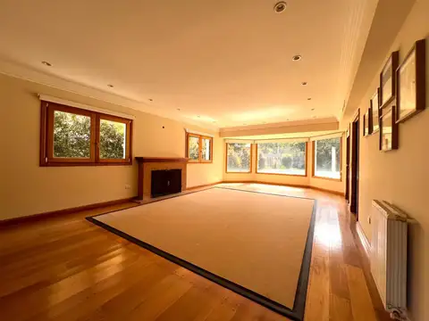 Espectacular casa en Barrio Cerrado en La Horqueta!