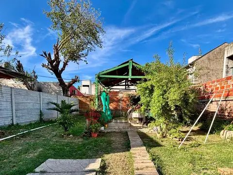 Terreno / Casa en Matheu