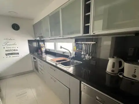 Departamento en Alquiler Temporal con 1 cocheras