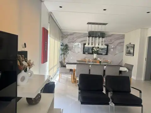 Departamento 4 ambientes con 3 baños