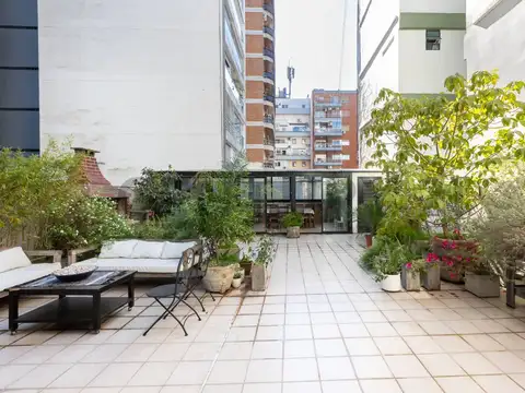 Venta- 3 amb. 232 m² totales | patio + quincho + parrilla | 2 cocheras-belgrano
