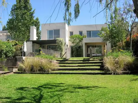 Barrio Cerrado Santa Barbara