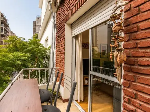 VENTA DE DEPARTAMENTO 3 AMBIENTES C/BALCÓN AL FRENTE EN BELGRANO