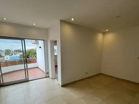 Departamento en Alquiler en Ramos Mejia, $ 600.000