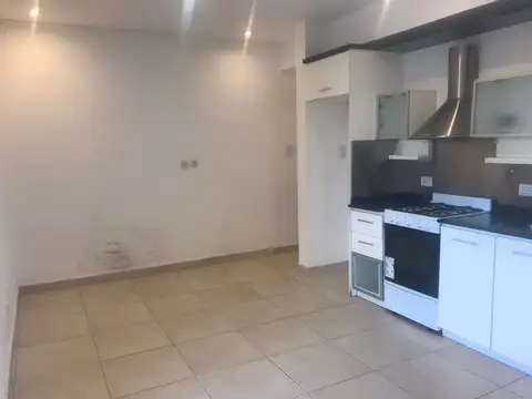 Conesa 300, Piso 3