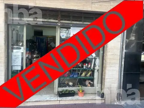 Local comercial a la calle en venta! Excelente ubicacion 