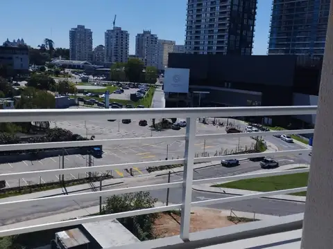 Apartamento en venta c/ cochera en Nuevo Cantegril