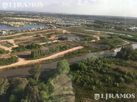Terreno en  venta al rio en Villanueva