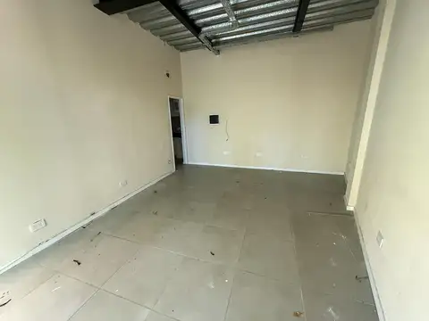 Alquiler local comercial en Fisherton