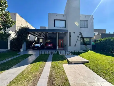 Barrio Las Cortaderas 1 100