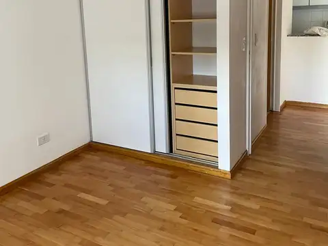 Avenida Directorio 900