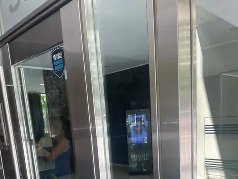 Avenida Directorio 900