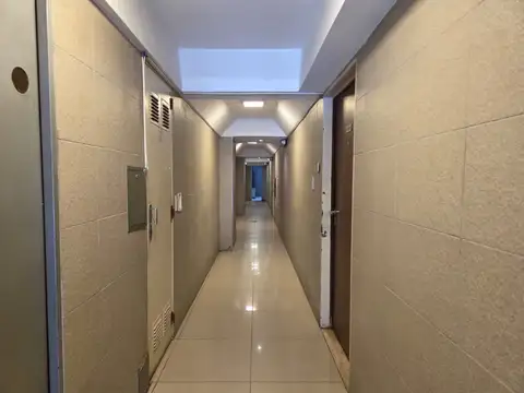 MONROE 4000, Piso 10