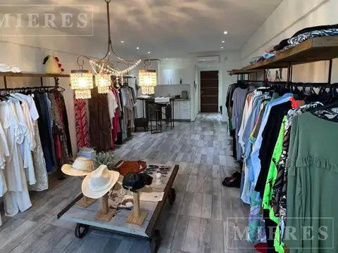 Excelente oficina de 39m² en venta en Agora III