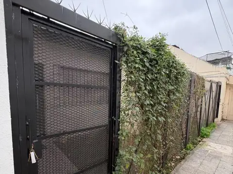 Depto Tipo Casa en Alquiler de 2 ambientes