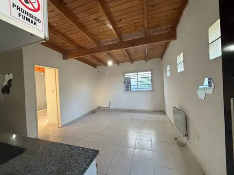 Depto Tipo Casa Monoambiente con 1 baño